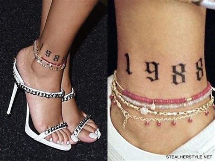 '1988' on her ankle.