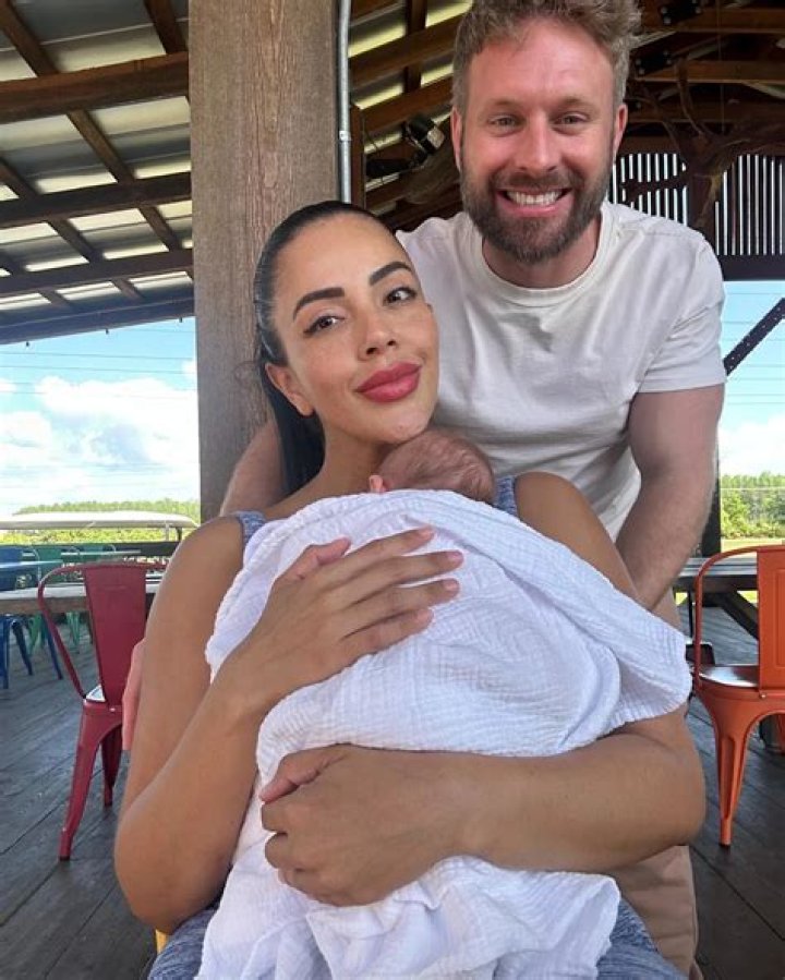 90 Day Fiance's Shekinah's Ex Berto's Criminal, Financial Issues