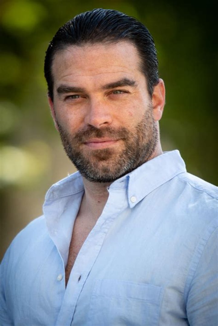 Alejandro Nones wikipédia, biographie, épouse, origine, femme, nouveau compagnon, taille, enfant et plus