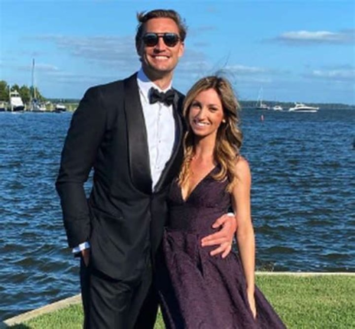 Alex Hogan Husband… Is She Married or Just Engaged?