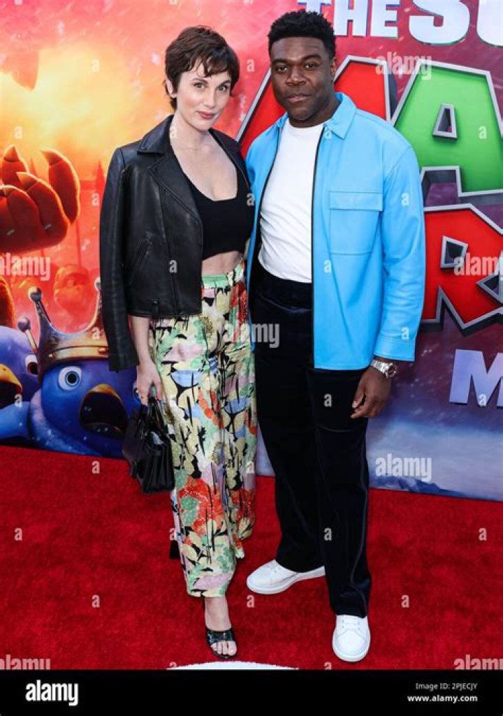 Are April Richardson & Martin Rossiter Married? Divorce Rumors With Her Husband