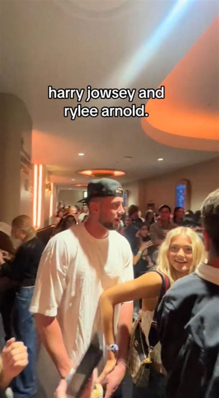 Are Harry Jowsey and Rylee Dating, Partner