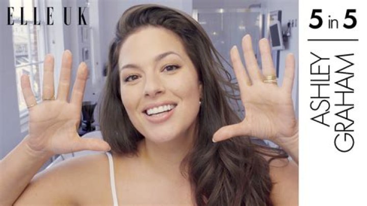 Ashley Graham Poses Naked on Snapchat — See the Sexy Photo! - In Touch Weekly