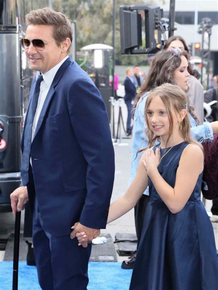 Ava Berlin Renner- Tragedy Of Jeremy Renner Daughter
