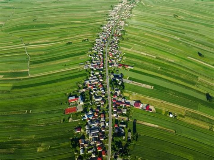 Bizarre town where all 6,000 residents live on same street