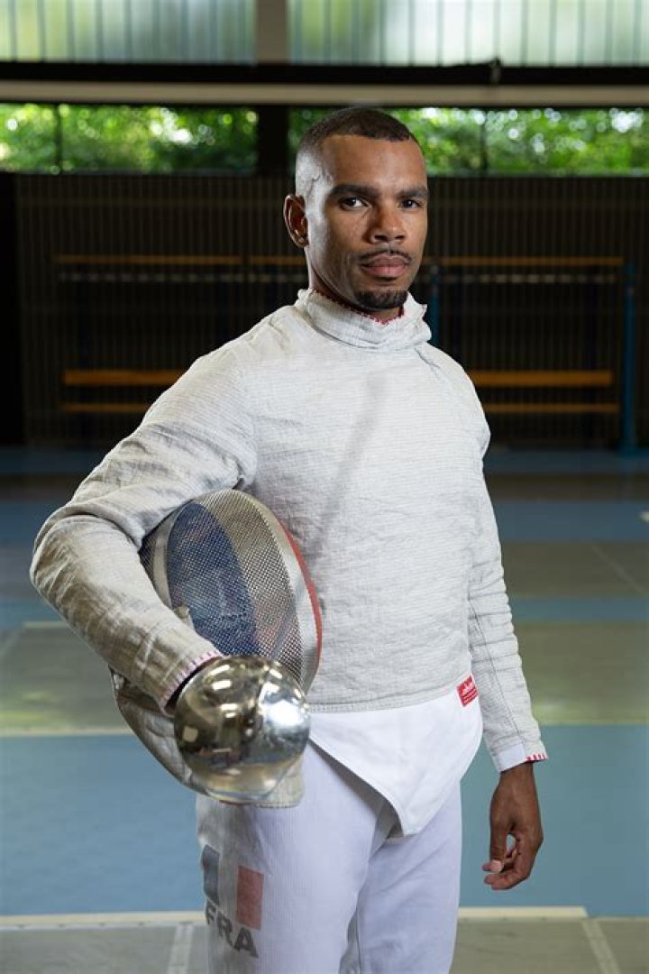 Boladé Apithy (Compagnon de Manon Brunet) wikipédia, biographie, épouse, origine, femme, nouveau compagnon, taille, enfant et plus