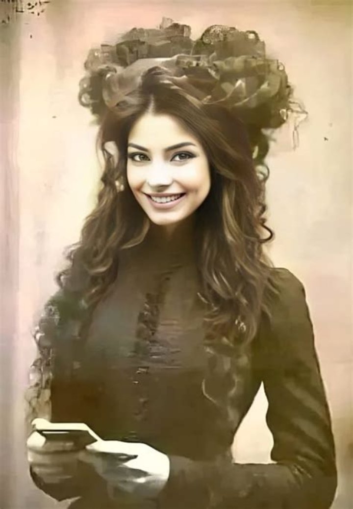 Camille Monfort Wikipedia, Wiki, Biography, Tomb, Real, Movie, History