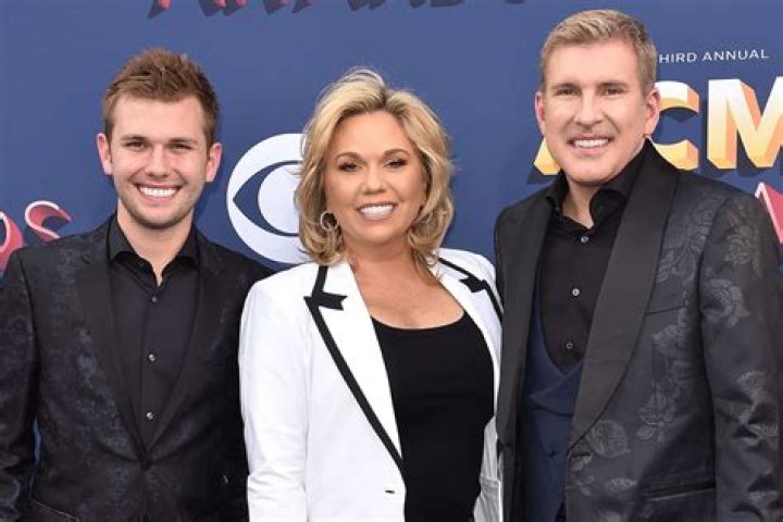 Chase Chrisley (Todd Chrisley's Son) Biography, Age, Wiki, Height, Weight, Girlfriend, Family & More