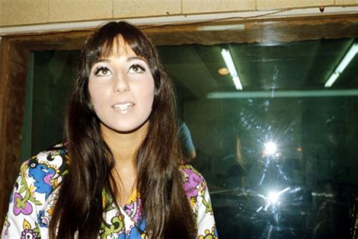Cher Biography, Age, Wiki, Height, Weight, Boyfriend, Family & More