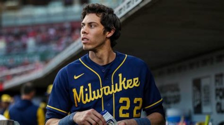 Christian Yelich Salary & Contract