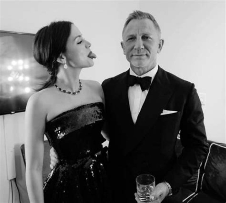 Daniel Craig CHEATING SCANDAL with Ana De Armas is DEVASTATING on Rachel Weisz