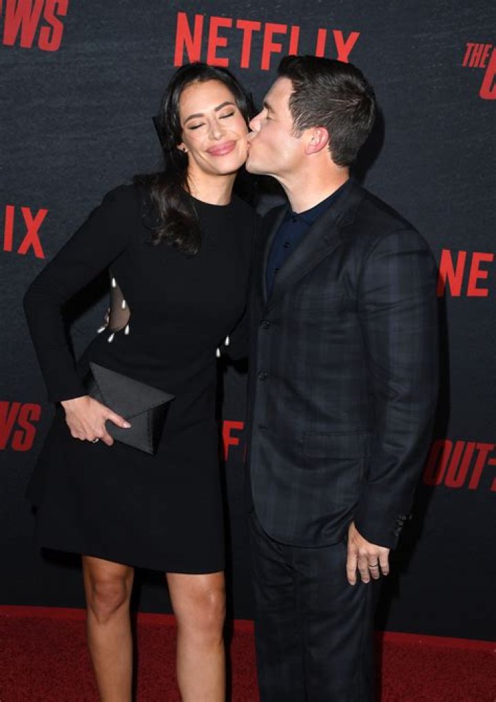 White Ethnicity Actress Chloe Bridges' Happily Dating Her Boyfriend! Planning To Get Hitched Soon?