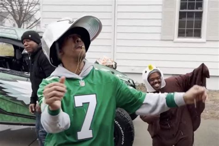 Gillie da kid wikipedia, son, age, wife, children, net worth, real name, wiki