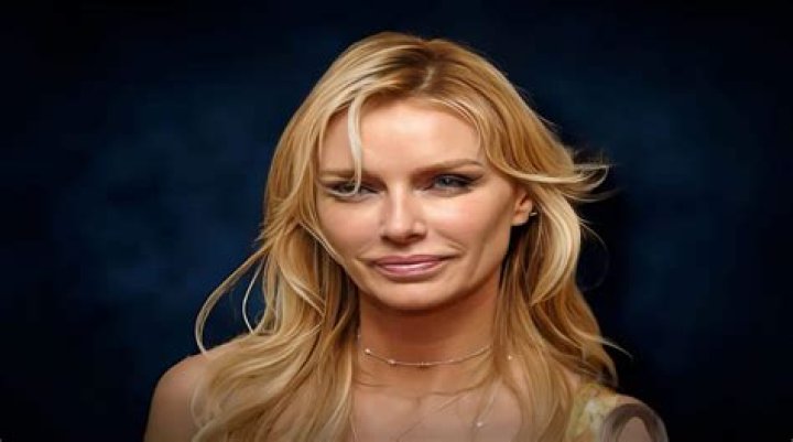 Haley Kalil's Flourishing Net Worth In 2023