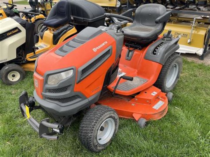 Husqvarna GT52XLS Price, Specs, Review, Attachments 2022