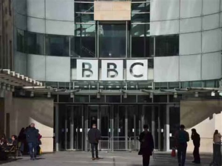 IT raids BBC office in Delhi and Mumbai