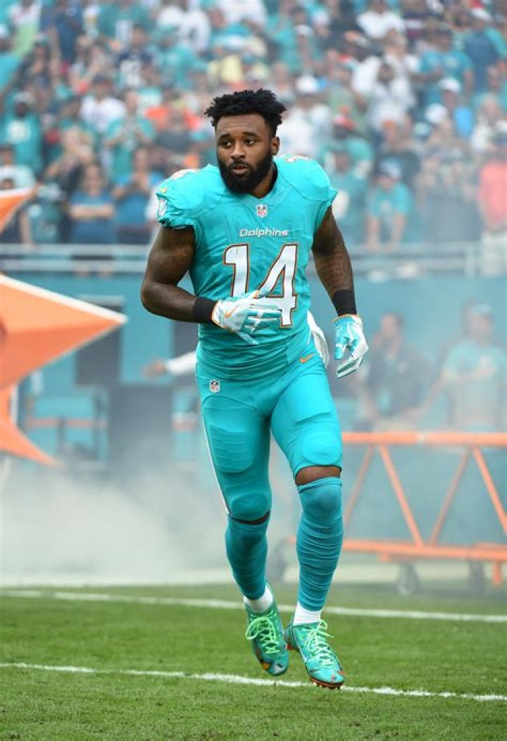 Jarvis Landry Salary & Contract
