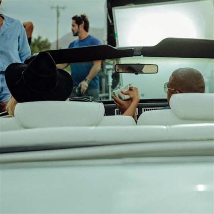 Beyonce And Jay Z: On The Run Tour Trailer Behind The Scenes Pictures