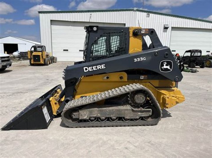 John Deere 333G Specs, Price & Review 2022