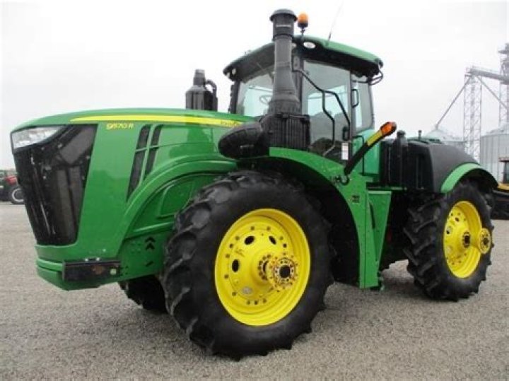 John Deere 9570R Tractor Price, Specs, Attachments & Features 2022