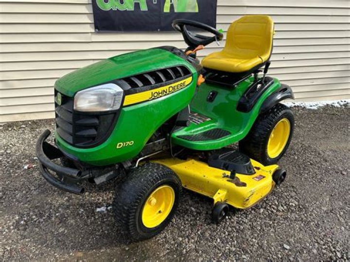 John Deere D170 Price, Specs, Review & Attachments 2022