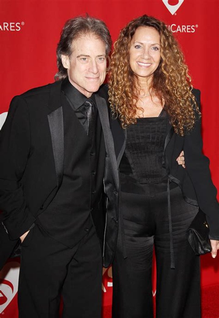 Joyce Lapinsky Age, Wikipedia, Wiki, Young, Children, Date of Birth, Kids, Net Worth