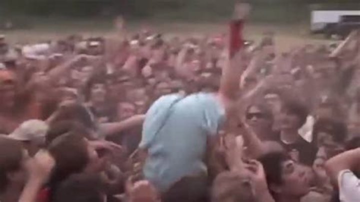 Katy Perry once tried to crowd surf and it went horribly wrong