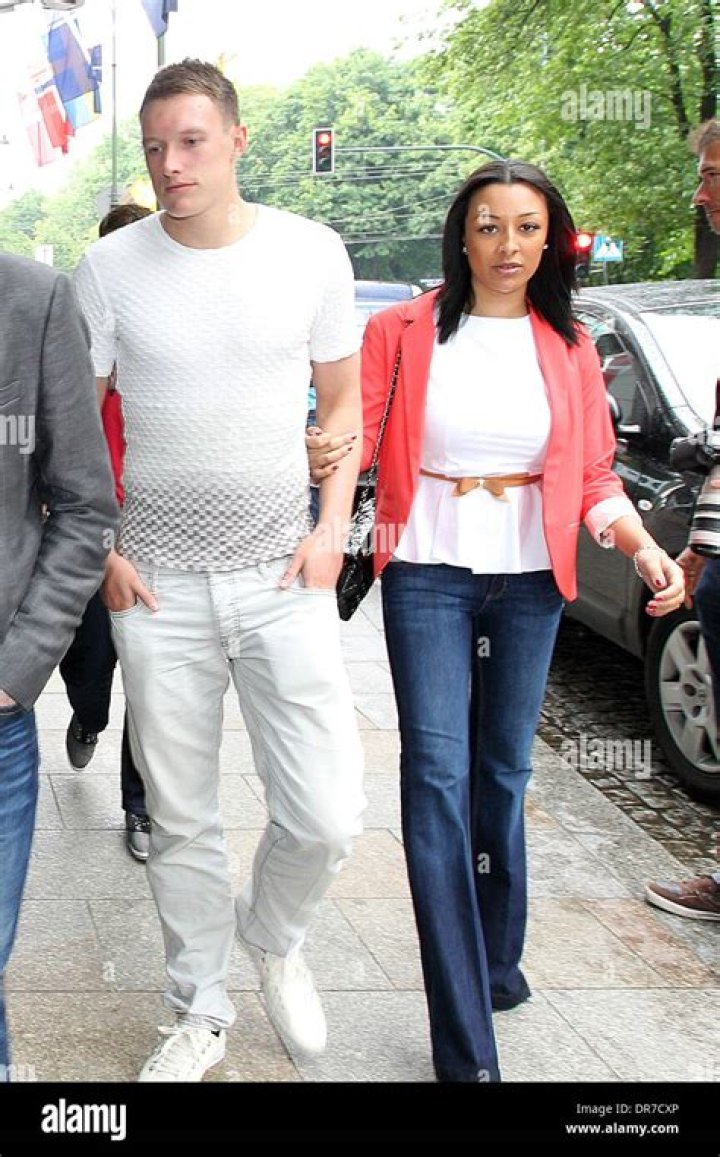 Who Is Kaya Hall? Phil Jones Wife