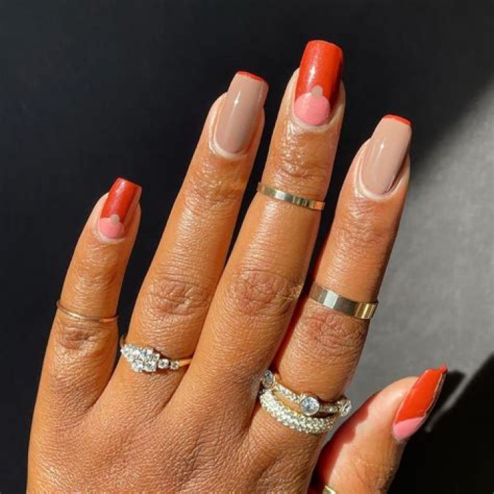 10 "Lip Liner" Nail Ideas That Prove Subtle Nail Art Is Still Very Much Trending
