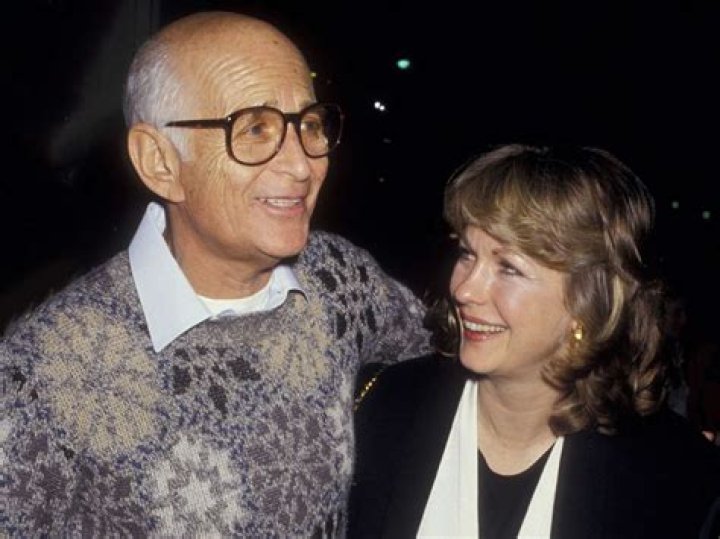 Lyn Lear Wikipedia, Age, Children, Bio, Net Worth, Birthday