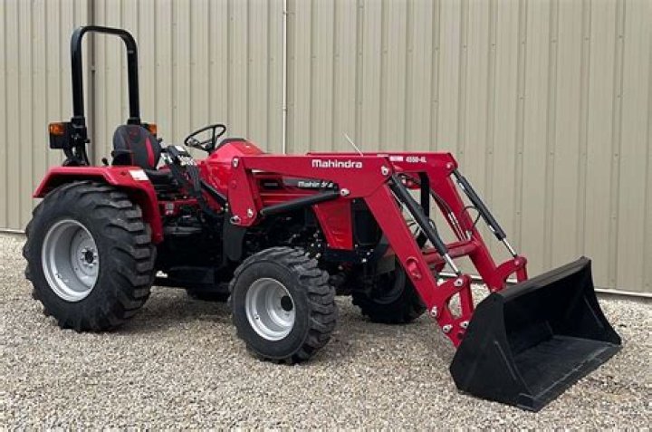 Mahindra 4540 2WD Tractor Price, Specs, Attachments & Features 2022
