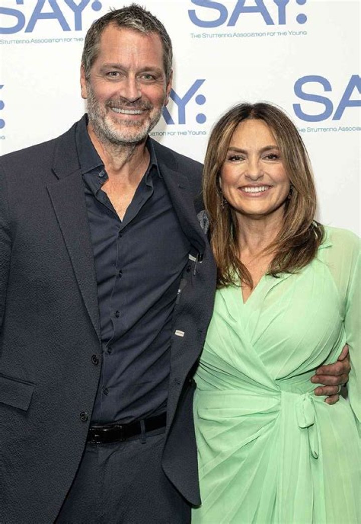 Mariska Hargitay Gushes Over Life With Peter Hermann and Their Kids