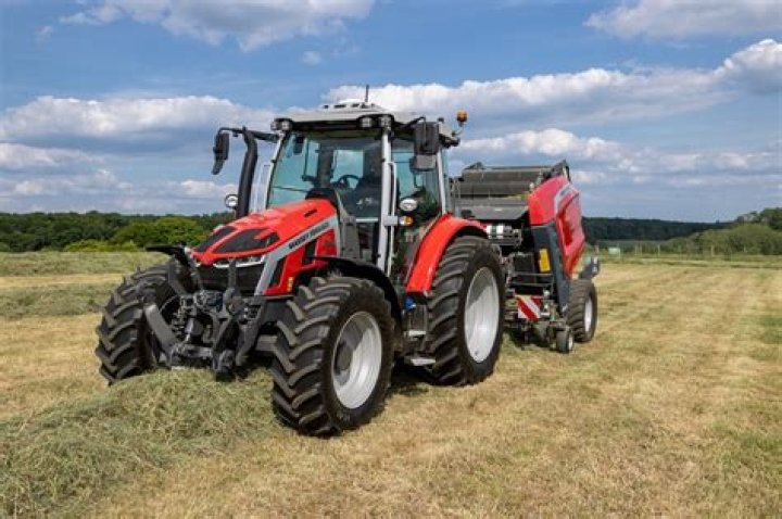 Massey Ferguson 5S.115 Utility tractor Price, Specs, Review 2022