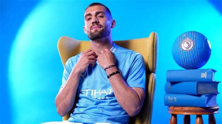 Mateo Kovacic Volley Wins EPL Goal Of The Month January (VIDEO)