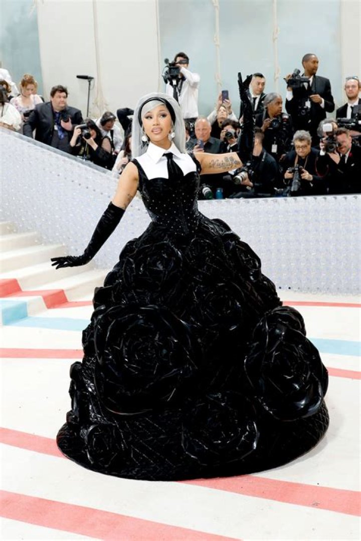 Doja Cat makes her Met Gala debut as a human-sized cat