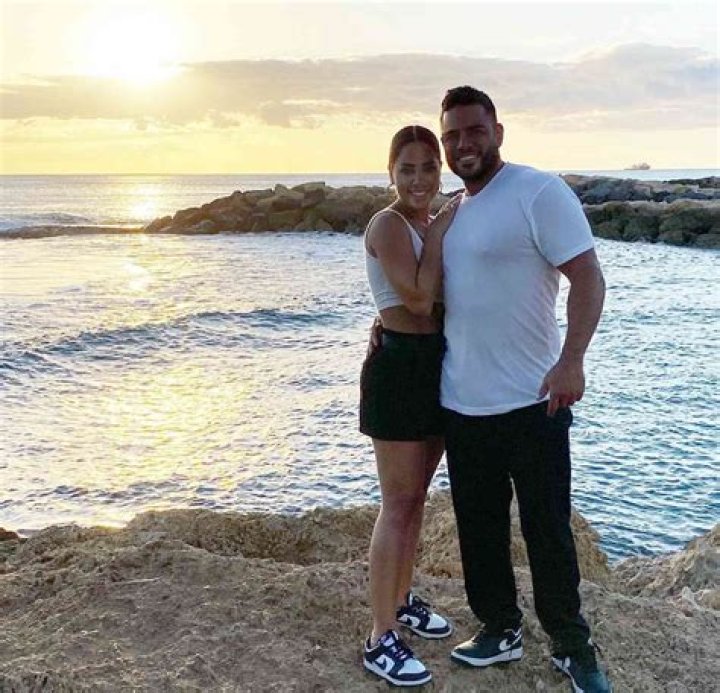 Mike Shouhed Announces He Is Single After Divorce With Wife! Is Affair With Girlfriend The Cause?