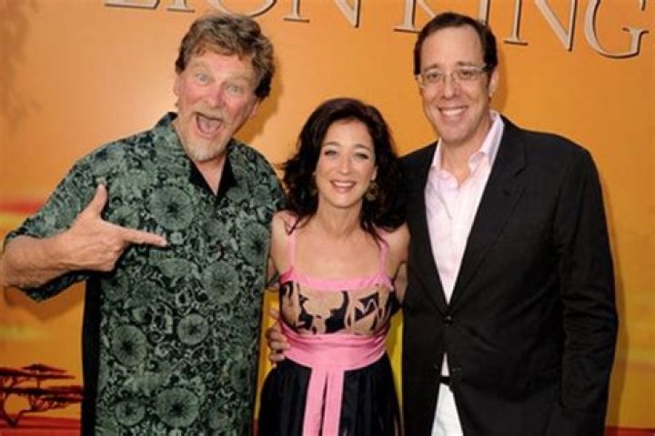 Inside Secretive Family Life of Moira Kelly
