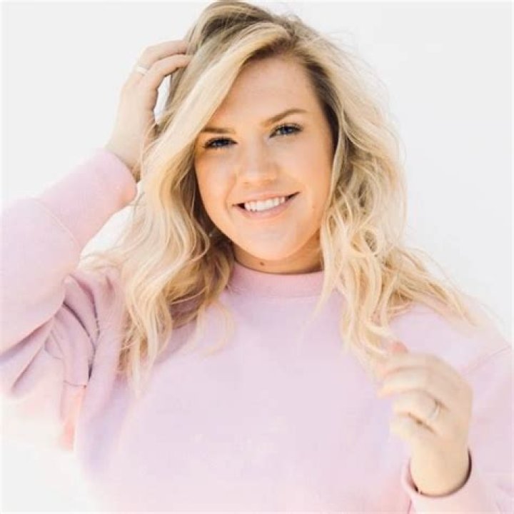 Morgan Adams (YouTube Star) Wiki, Height, Weight, Age, Boyfriend, Family, Biography & More