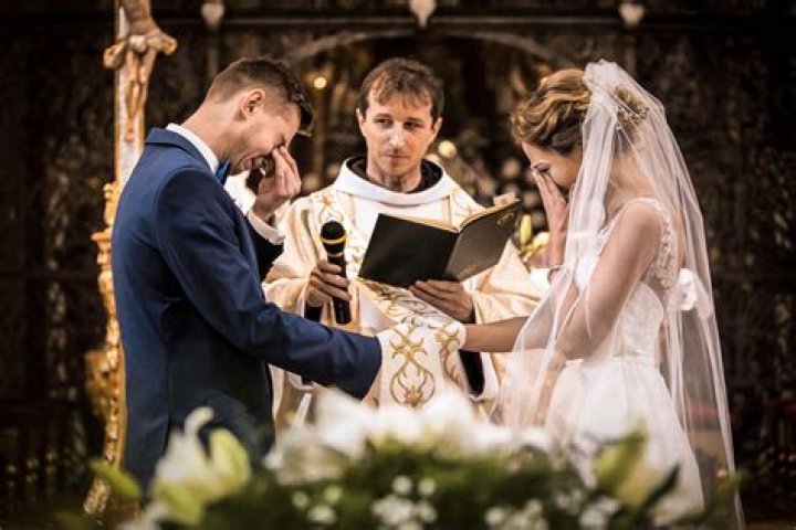 Najlepsze czasopisma ślubne online w 2023 roku