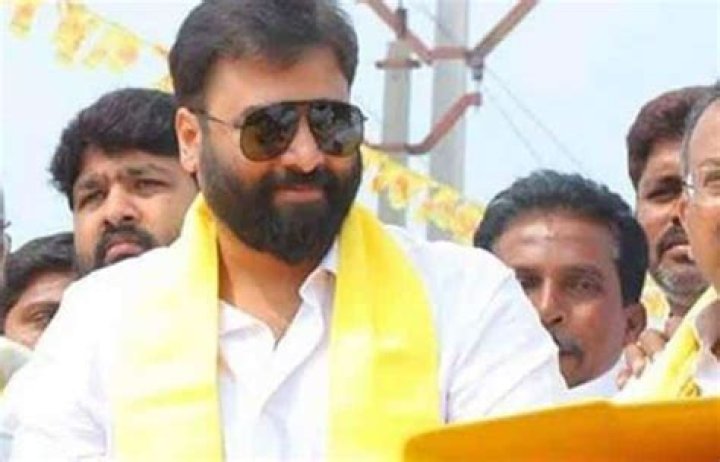 Nara Rohith Spotted At Brother's Padayatra