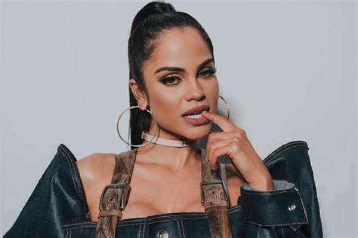 Natti Natasha Biography, Age, Wiki, Height, Weight, Boyfriend, Family & More