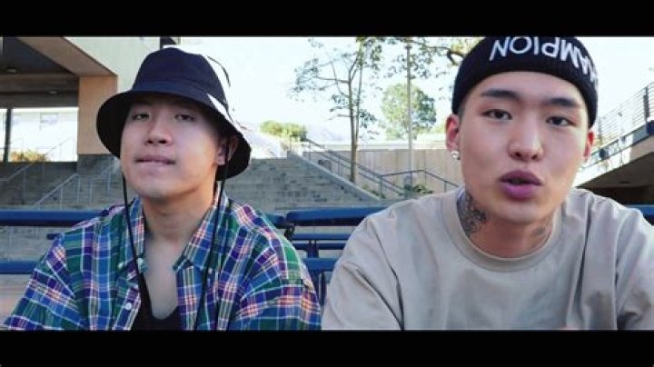 Who is Owen Ovadoz and What Comment Did He Make on Itzy’s Ryujin?