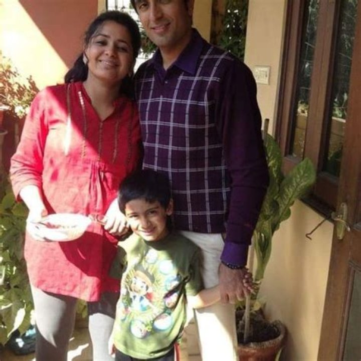 Pradeep Bhandari Age, Girlfriend, Wife, Family, Biography & More » StarsUnfolded