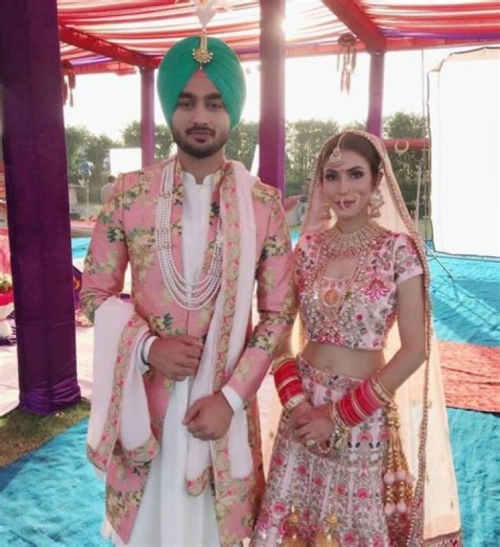 Ravneet Singh (Anchor) Height, Weight, Age, Affairs, Biography & More » StarsUnfolded