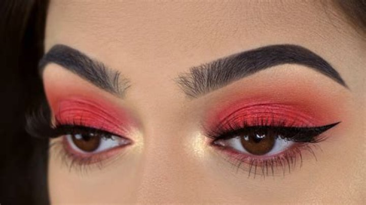 Red Eyeshadow Makeup Looks