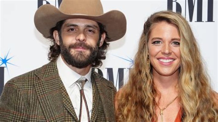 Rhett James McLaughlin's Net Worth, Wife, Height, Family, Bio