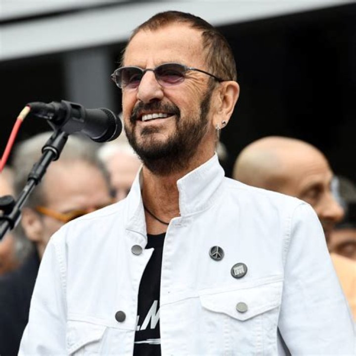 Ringo wikipédia, biographie, épouse, origine, femme, nouveau compagnon, taille, enfant et plus