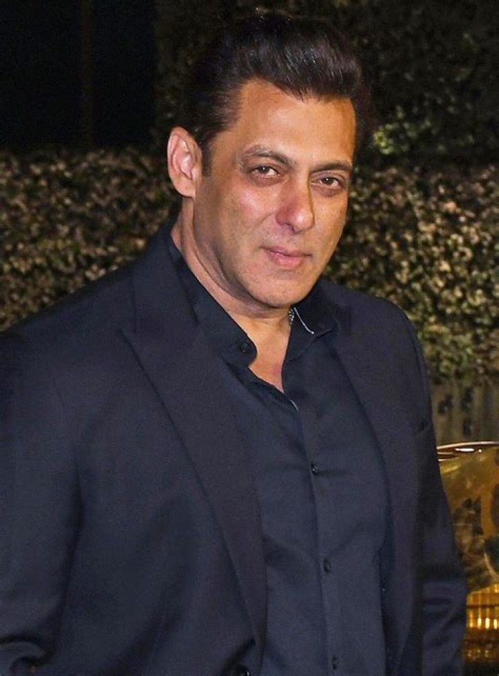 Salman Khan wikipédia, biographie, épouse, origine, femme, nouveau compagnon, taille, enfant et plus