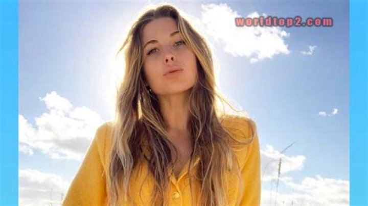 Who Is Samantha Cerny? Amanda Cerny Sister