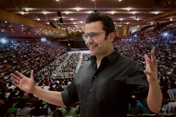 Sandeep Maheshwari Height, Age, Wife, Family, Biography & More » StarsUnfolded